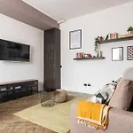 Moderno Bilocale In Zona Mico