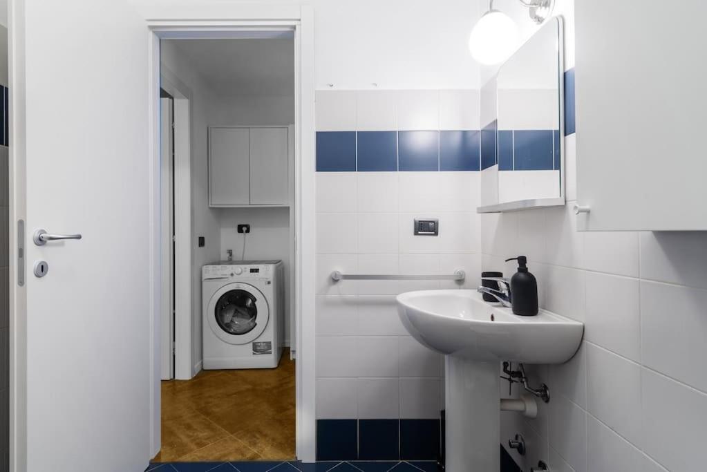 Moderno Bilocale In Zona Mico